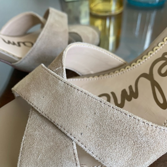 Sam Edelman Orlane Suede sandals with cross strap, 3 1/2” block heels. S… - Picture 13 of 14